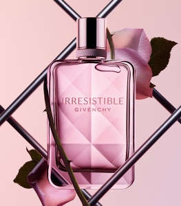 Givenchy Irresistible Very Floral, Apa de Parfum, Femei