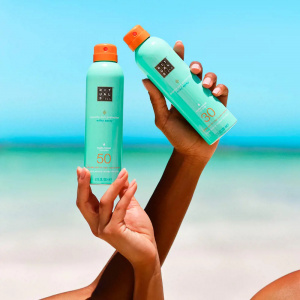 Spray protectie solara Rituals Karma Invisible Sun Protection Milky Spray SPF 50, 200 ml