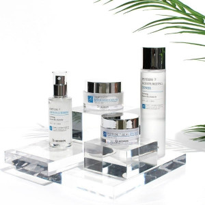 Toner antirid cu 7 tipuri de peptide Dr Hedison, 150 ml