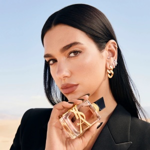 Yves Saint Laurent Libre Flowers & Flames, Apa de Parfum, Femei