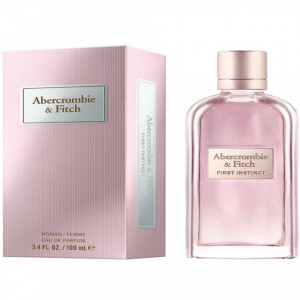 Abercrombie & Fitch First Instinct for Her, Apa de Parfrum