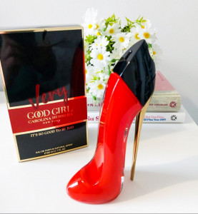 Carolina Herrera Very Good Girl, Apa de Parfum - Img 4