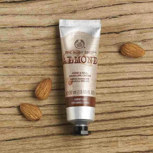 Crema de maini The Body Shop Almond, 100 ml