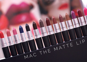 Ruj de buze MAC Retro Matte Lipstick - Img 2