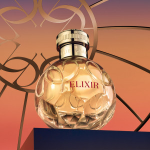 Set cadou Elixir Elie Saab, Apa de Parfum, Femei, 100ml + Lotiune de corp 75 ml + Gel de dus 75 ml - Img 2