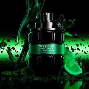 Set cadou Viktor & Rolf SpiceBomb Night Vision, Barbati Apa de Toaleta, 90 ML + 20 ML - Img 2