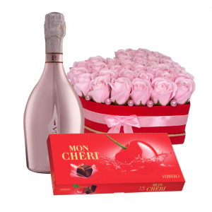 Set pentru femei, Cutie inima cu 31 trandafiri de sapun, Spumant Bottega Rose Gold, praline de ciocolata Mon Cheri