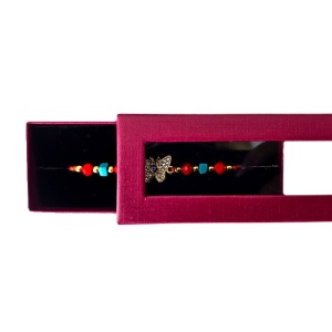 Set premium cu bratari martisor, charm fluture si detalii rafinate