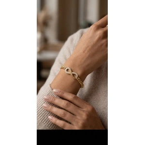 Brățară Eleganta din Inox Aurit 14K cu Simbolul Infinitului și Model Grecesc Exprimă iubirea eternă și stilul sofisticat cu această brățară deosebită, galvanizată cu aur de 14K.