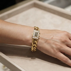 Brățară Cuban Link cu Închizătoare Personalizată și Diamante – Eleganță Supremă