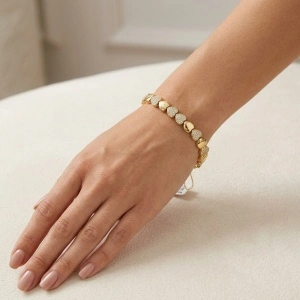 Brățară Elegantă cu Inimi Galvanizat cu Aur de 14K și Cristale Zirconiu - 17cm + 2cm