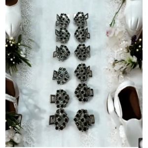 Clips metalic cu cristale negre pentru par
