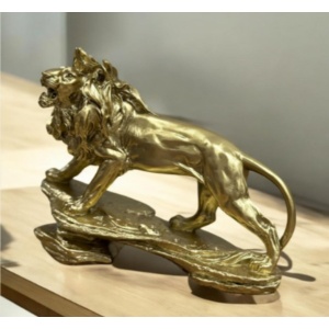 Statueta Leu Auriu din rasina cu static 17x22 cn - Img 1