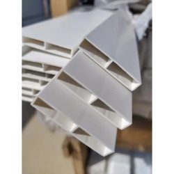 Scatolati camerati bianchi dimensioni 150x11 mm
