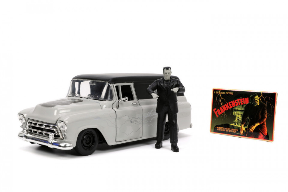 Set Masinuta 1957 Chevy Suburban Si Figurina Frankenstein