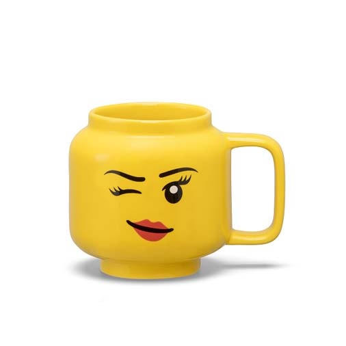 Cană mică LEGO din ceramică – Fată care face cu ochiul