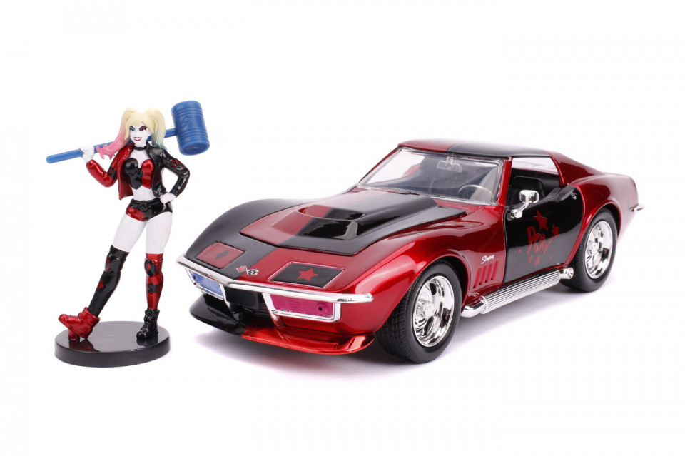 Masinuta Din Metal Harley Quinn 1969 Chevy Corvette Scara 1:24