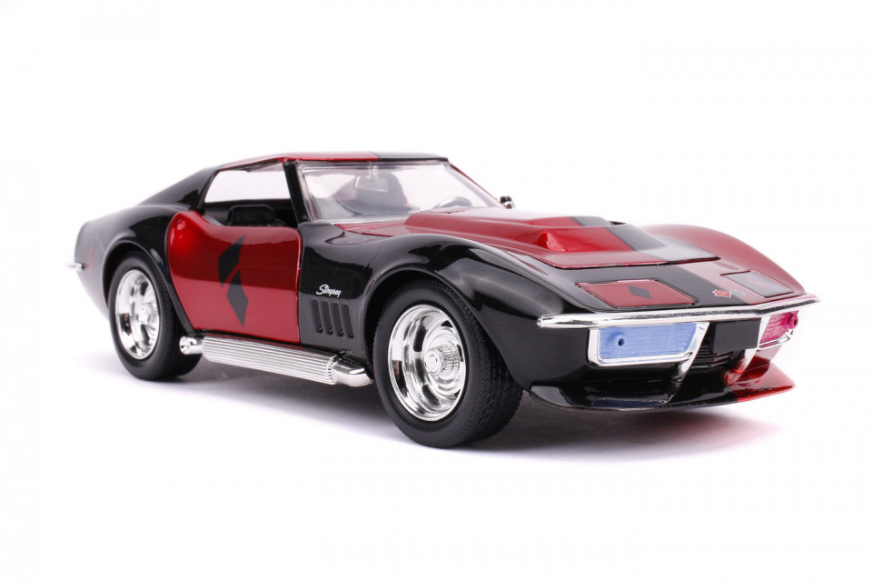 Masinuta Din Metal Harley Quinn 1969 Chevy Corvette Scara 1:24 - 3 | YEO