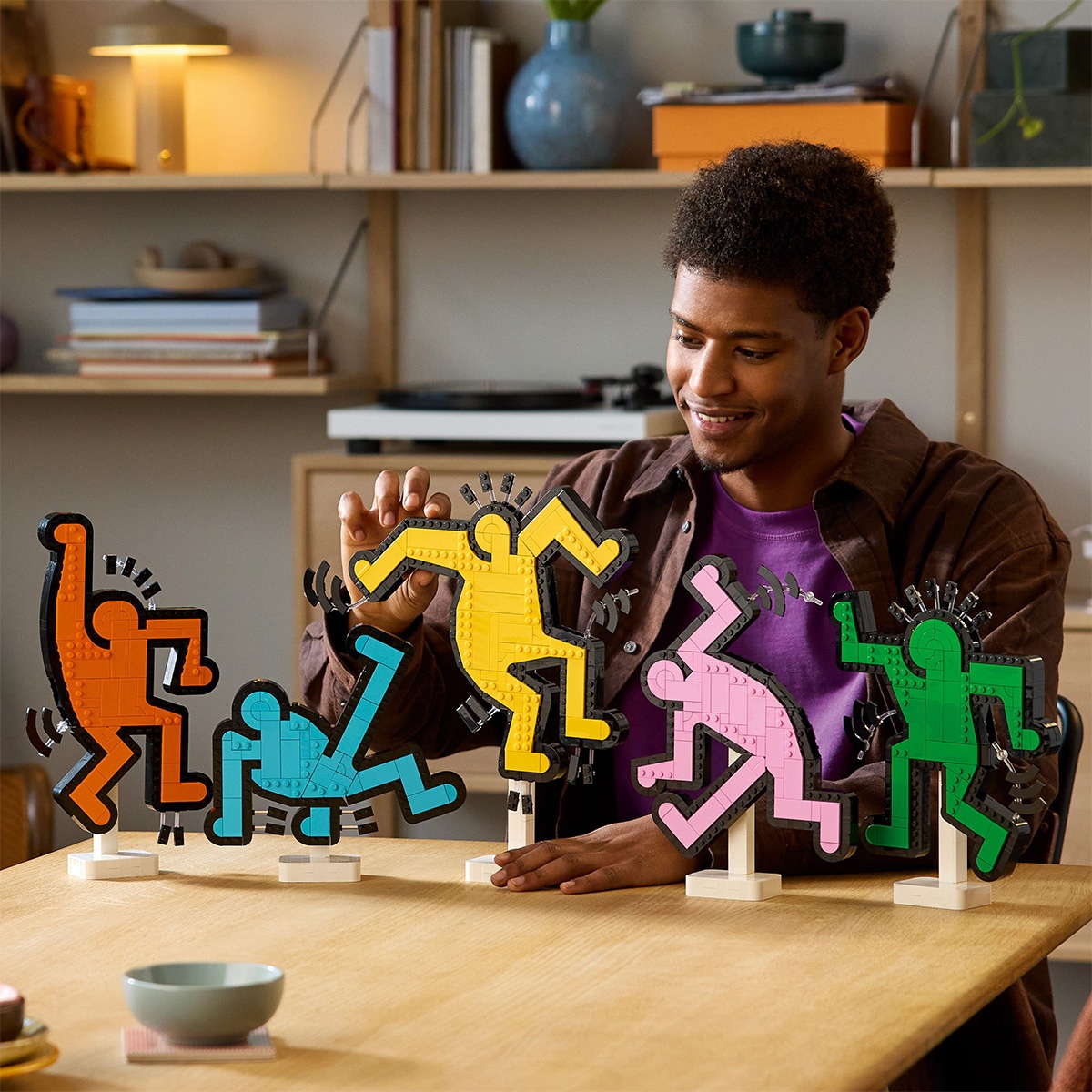 Set LEGO Art - Keith Haring – Figurine care danseaza (31216) - 3 | YEO