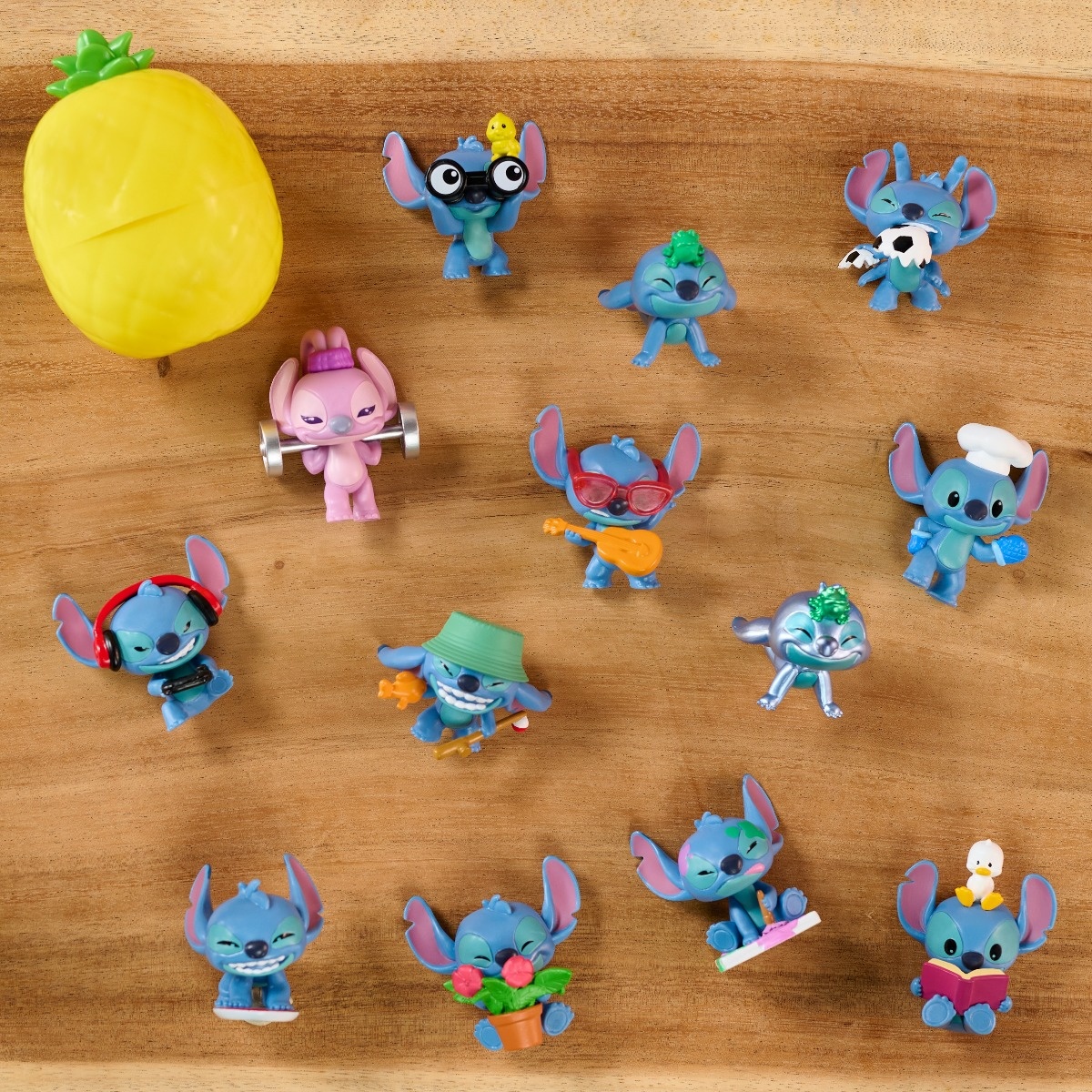 Disney Stitch - Mini-figurina ascunsa in capsula, Hobby S1 - 3 | YEO