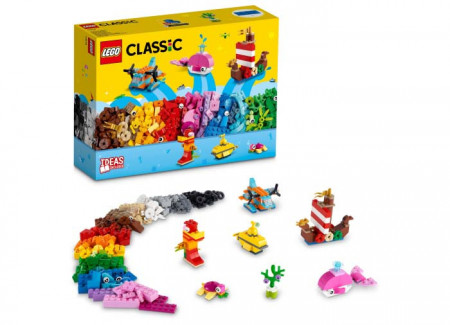 Set LEGO Classic - Distractie Creativa in Ocean (11018)