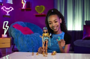 Monster High Papusa Cleo Denile Si Cobra Hissette - Img 2