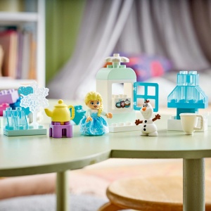 Set Jucarii LEGO DUPLO® - Cutie creativă cu Elsa și Olaf din Regatul de gheață (10462) - Img 6