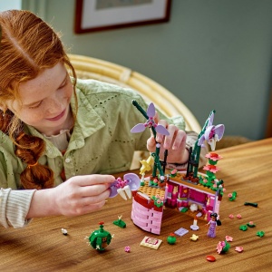 Set LEGO Disney - Ghiveciul Isabelei (43237) - Img 4