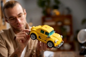Set LEGO Icons - LEGO Bumblebee (10338) - Img 11