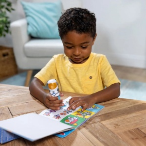 Melissa And Doug Sticker Wow Set De Joaca Autocolante Si Stampila Astronaut - Img 3