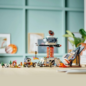 Set LEGO City - Baza spatiala si platforma de lansare a rachetei (60434) - Img 5
