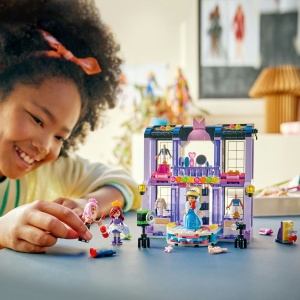 Set LEGO Friends - Show de modă în Orașul Heartlake (42685) - Img 4