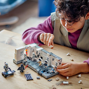 Set LEGO Star Wars - Îmbarcarea pe Tantive IV™ (75387) - Img 4