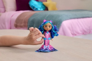 Gabbys Dollhouse Filmul Papusa Sirena Cu Accesorii - Img 7