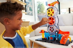 Hot Wheel City Vulcanizarea Super Twist - Img 3