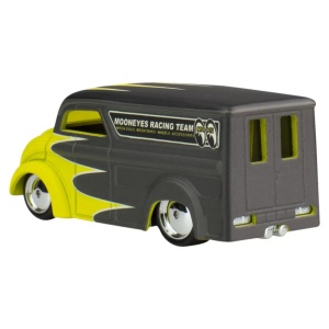 Hot Wheels Premium Real Riders Pop Culture Masinuta Metalica Dairy Delivery Scara 1:64 - Img 4
