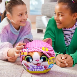 Pets Alive - Jucarie de plus interactiva pisica cu accesorii supriza, Smitten Kittens, Seria 2 - Img 4