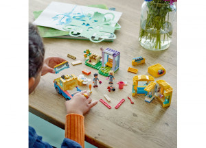 Set LEGO Friends - Furgoneta pentru salvarea cainilor (41741) - Img 4