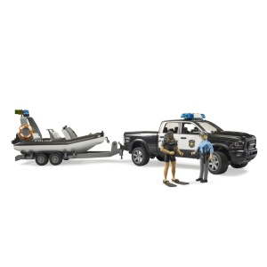 Bruder camion de politie RAM 2500 cu lumini si sunete si remorca cu barca - Img 3