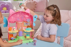 Gabbys Dollhouse Fairylandia Set De Joaca Zana Magica Flutter Cu Figurina Gabby Inclusa - Img 4