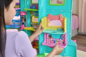 Gabbys Dollhouse Filmul Bucataria Magica A Lui Cakeys Cu Figurine Si Accesorii - Img 2