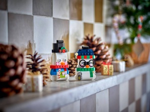 LEGO Seturi emblematice - Ornamente în formă de om de zăpadă (40812) - Img 5