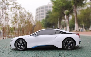 Masina Cu Telecomanda Bmw I8 Scara 1 La 18 - Img 4