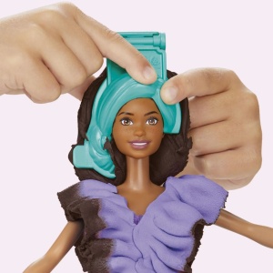 Play Doh Barbie Set Plastelina Barbie Fashionista Ruffles Creatii Vestimentare - Img 5
