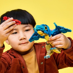 Set LEGO Jurassic World - Pui de dinozaur: Pteranodon (77977) - Img 4