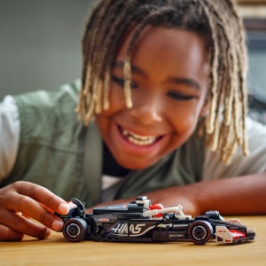 Set LEGO Speed Champions - Masina de curse MoneyGram Haas F1® Team VF-24 (77250) - Img 7