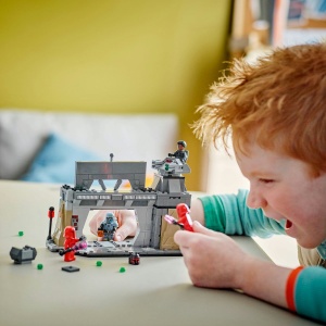 Set LEGO Star Wars - Lupta dintre Paz Vizsla™ si Moff Gideon™ (75386) - Img 8