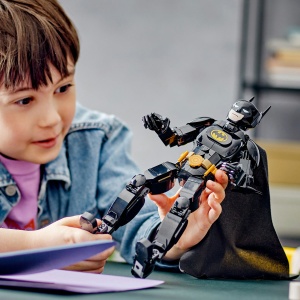 Set LEGO Super Heroes - Figurina de constructie Batman (76259) - Img 8