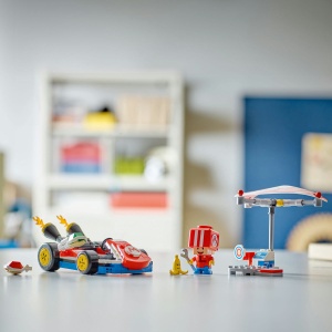 Set LEGO Super Mario - Mario Kart™ – Standard Kart (72032) - Img 4