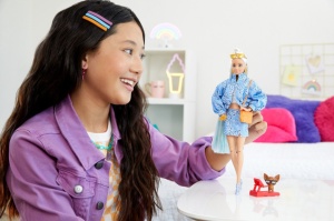 Barbie Papusa Barbie Extra Barbie Cu Bandana - Img 3